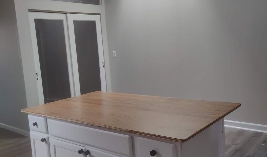 444 BROADWAY 3R, Bayonne, NJ 07002 - 1 Beds, 2 Bath