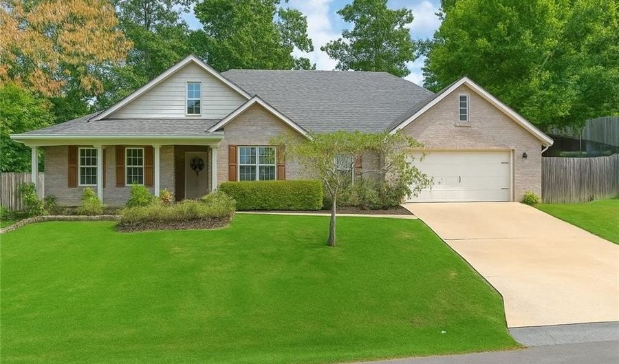 10 Allonby Cir, Bella Vista, AR 72714 - 4 Beds, 2 Bath