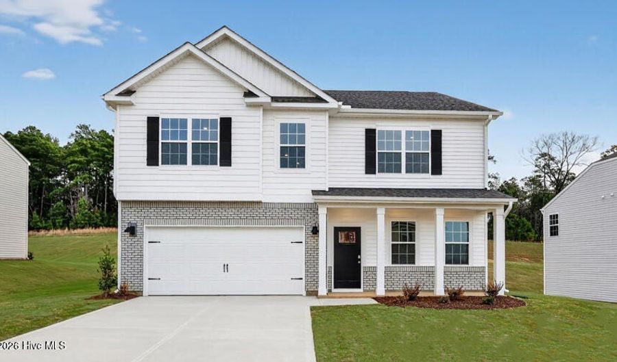 673 Wilder Bloom Path, Aberdeen, NC 28315 - 5 Beds, 3 Bath