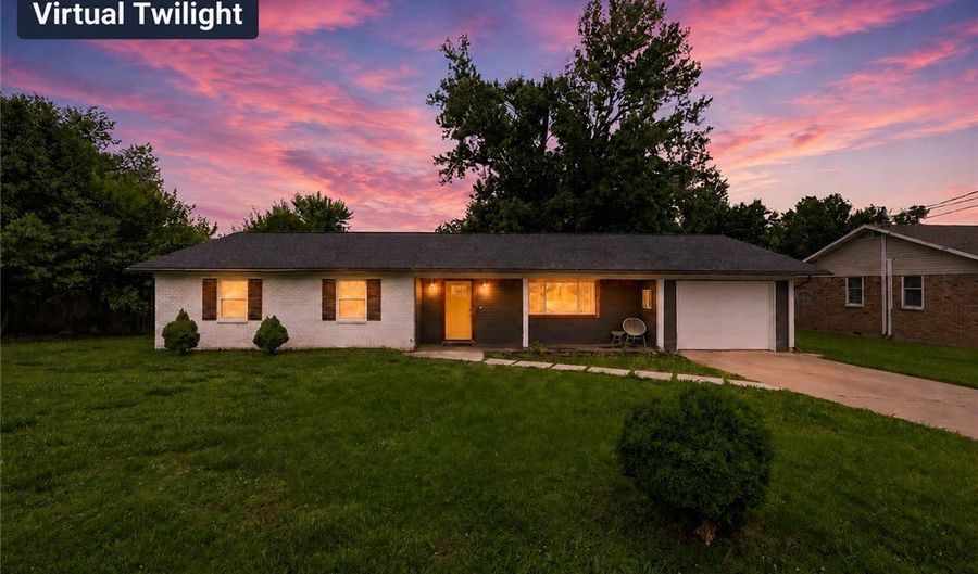 703 NW J St, Bentonville, AR 72712 - 3 Beds, 2 Bath