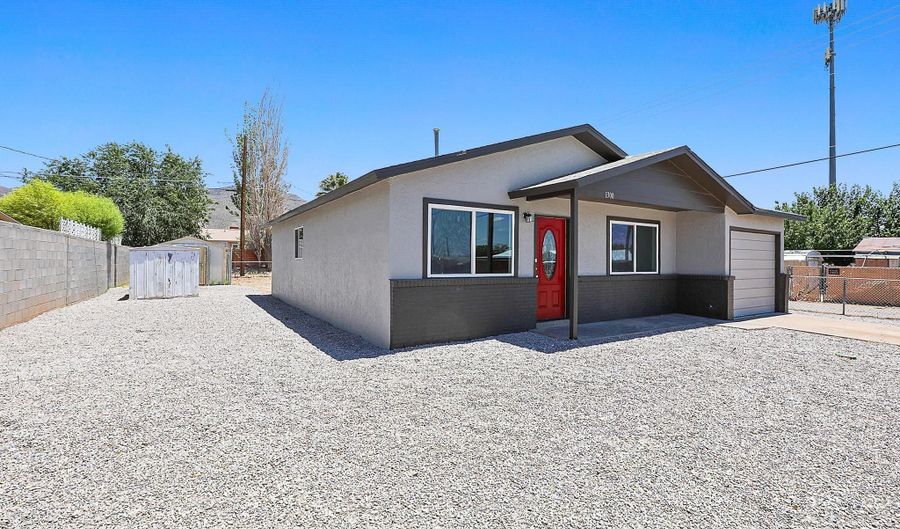 1300 Fillmore Ave, Alamogordo, NM 88310 - 3 Beds, 2 Bath