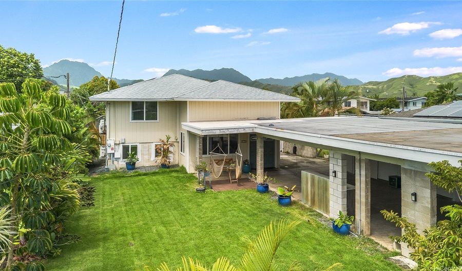 625 Maluniu Ave, Kailua, HI 96734 - 3 Beds, 2 Bath