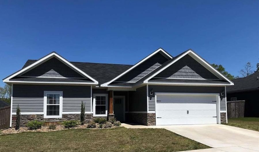 412 Carriage Dr, Benton, AR 72015 - 4 Beds, 2 Bath