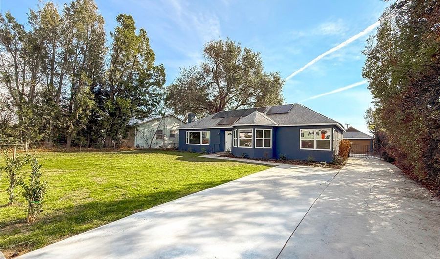 634 W Mendocino St, Altadena, CA 91001 - 3 Beds, 2 Bath