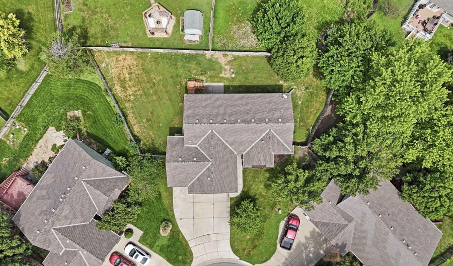 308 W Waterford Ct, Andover, KS 67002 - 4 Beds, 4 Bath