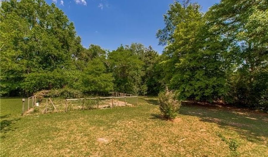 59537 MOUNT PLEASANT Rd, Bogalusa, LA 70427 - 3 Beds, 1 Bath