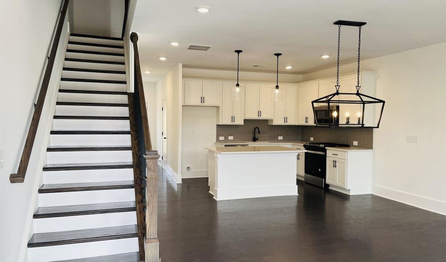1568 Driggs Dr NW, Atlanta, GA 30318 - 3 Beds, 3 Bath