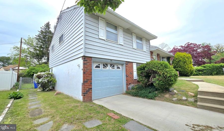 99 SPRINGFIELD Rd, Aldan, PA 19018 - 3 Beds, 2 Bath