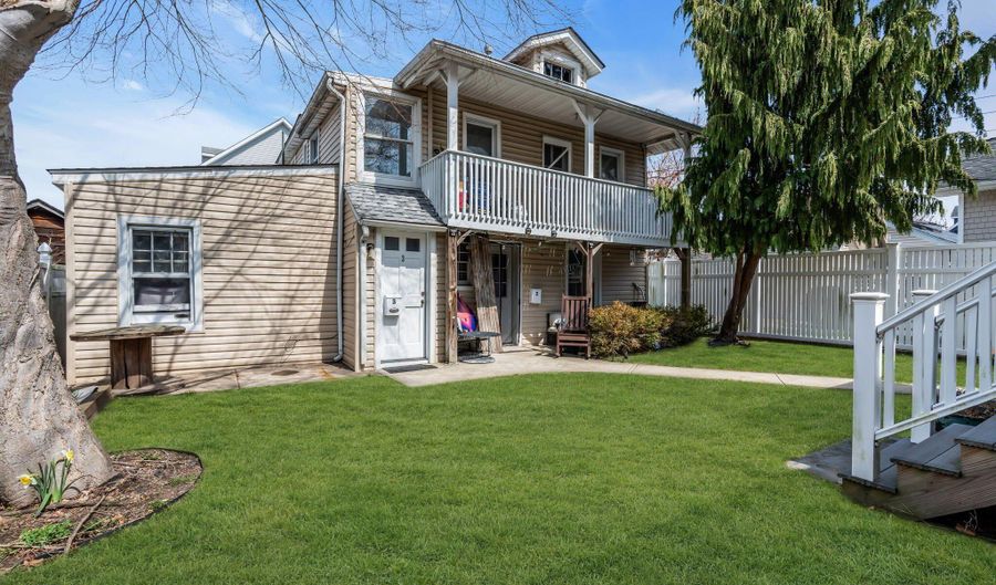 304 14th Ave, Belmar, NJ 07719 - 6 Beds, 4 Bath