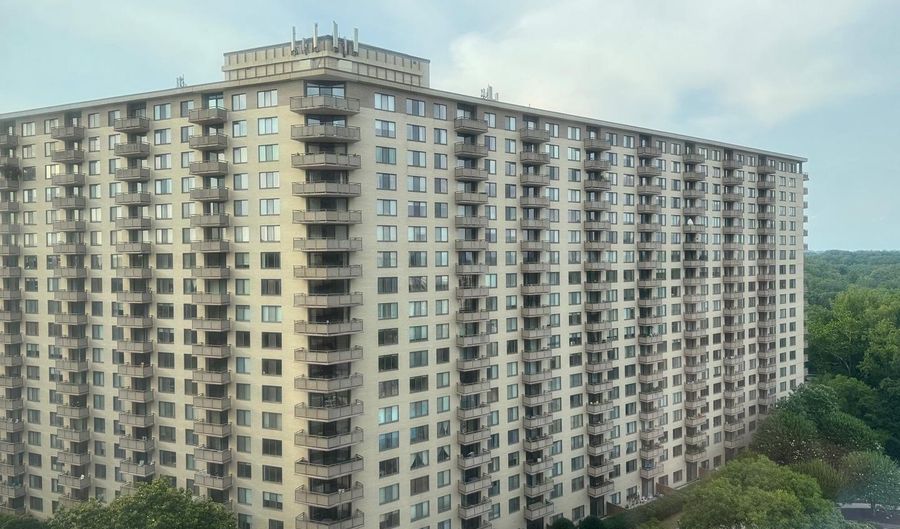 5225 POOKS HILL Rd #1214S, Bethesda, MD 20814 - 1 Beds, 1 Bath