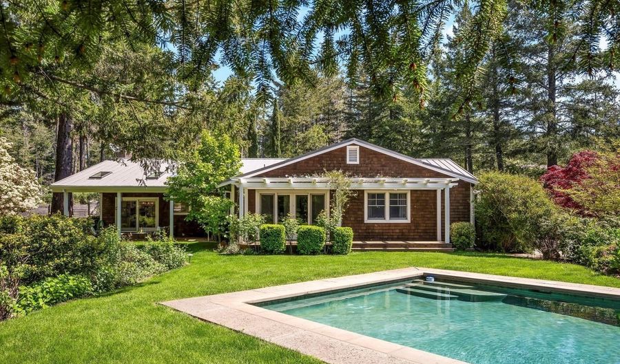 1065 Summit Lake Dr, Angwin, CA 94508 - 3 Beds, 2 Bath