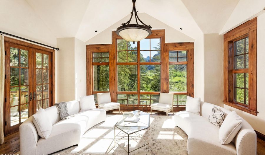 388 Exhibition Ln, Aspen, CO 81611 - 5 Beds, null Bath