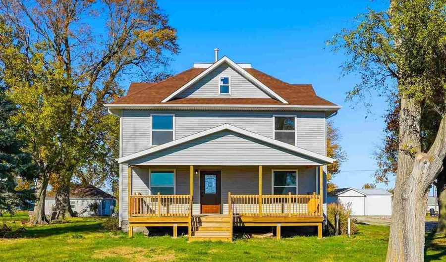 2970 Hwy 92, Ainsworth, IA 52201 - 3 Beds, 2 Bath