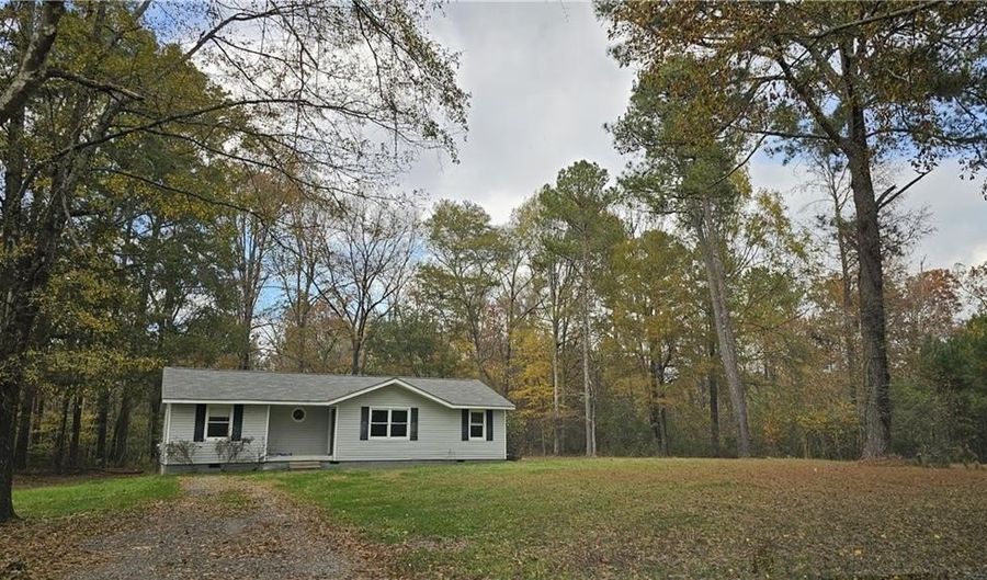 1085 New Rosedale Rd NE, Armuchee, GA 30105 - 3 Beds, 2 Bath