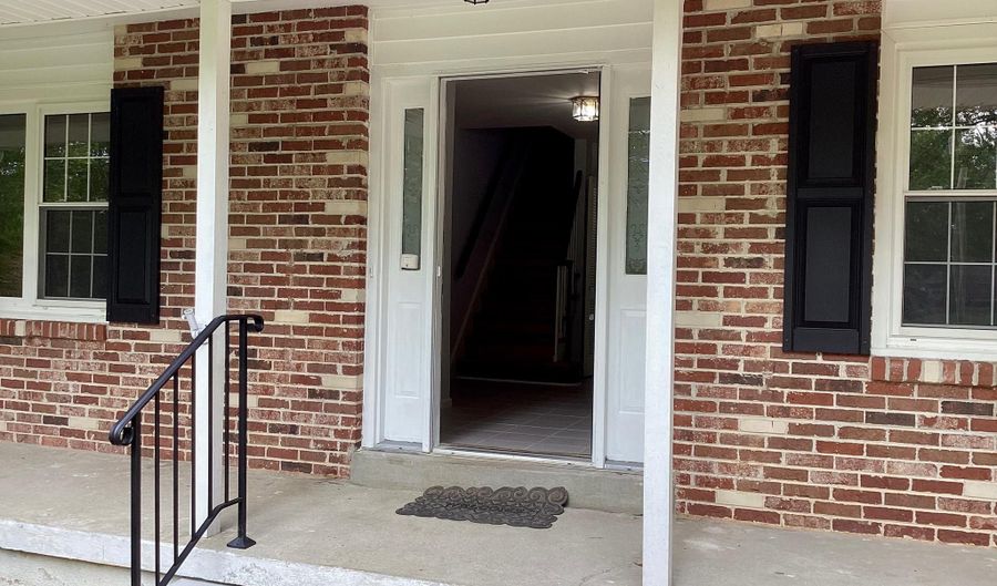 115 FOX HALL Dr, Dover, DE 19904 - 4 Beds, 3 Bath