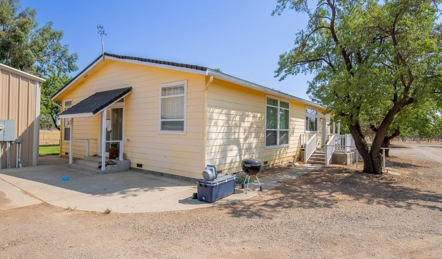 6595 Wisconsin Ave, Arbuckle, CA 95912 - 3 Beds, 2 Bath