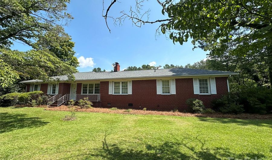 3048 Timrod Rd, Bethune, SC 29009 - 3 Beds, 2 Bath