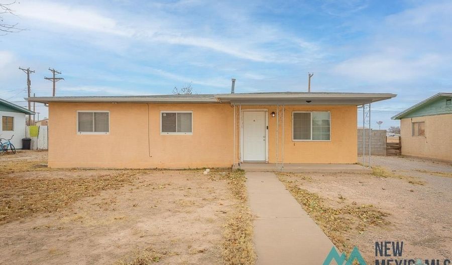 1104 W Yucca Ave, Artesia, NM 88210 - 3 Beds, 1 Bath