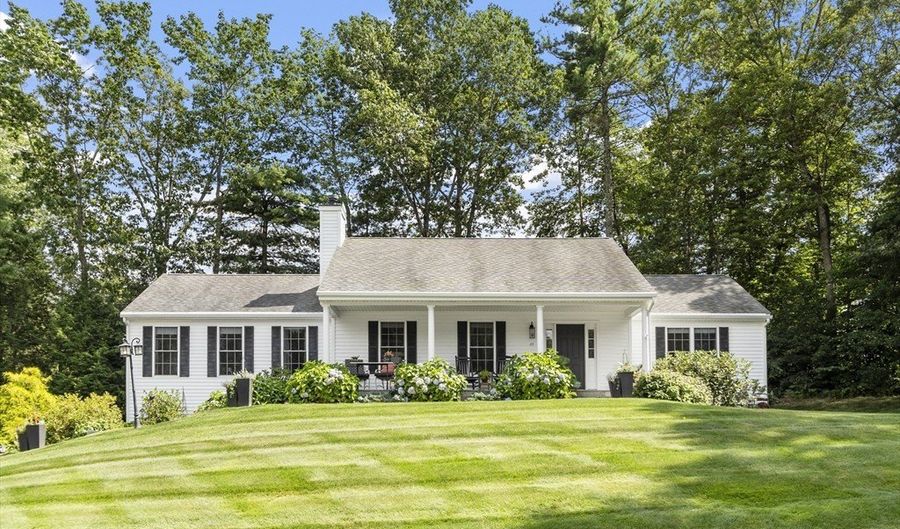 35 Quail Run, Ayer, MA 01432 - 3 Beds, 3 Bath