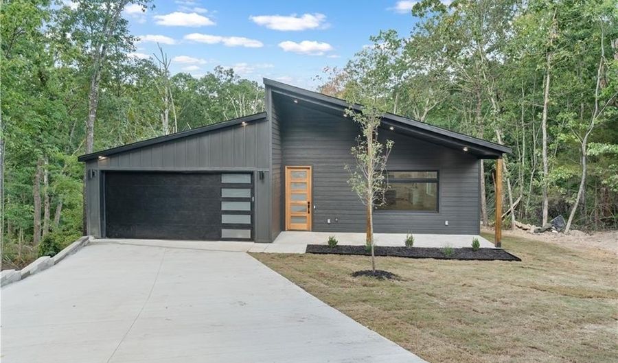 8 Wigtown Ln, Bella Vista, AR 72715 - 3 Beds, 2 Bath