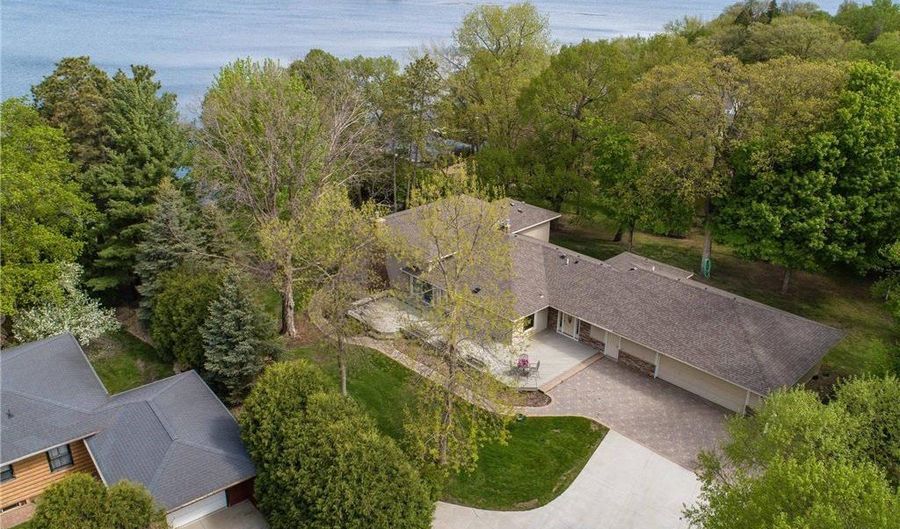 2808 Government Point Rd NE, Alexandria, MN 56308 - 4 Beds, 4 Bath