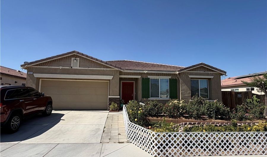 11972 Moss Creek Ct, Adelanto, CA 92301 - 4 Beds, 2 Bath