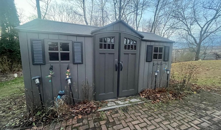 672 OLD CEMENT Rd, Montoursville, PA 17754 - 4 Beds, 3 Bath