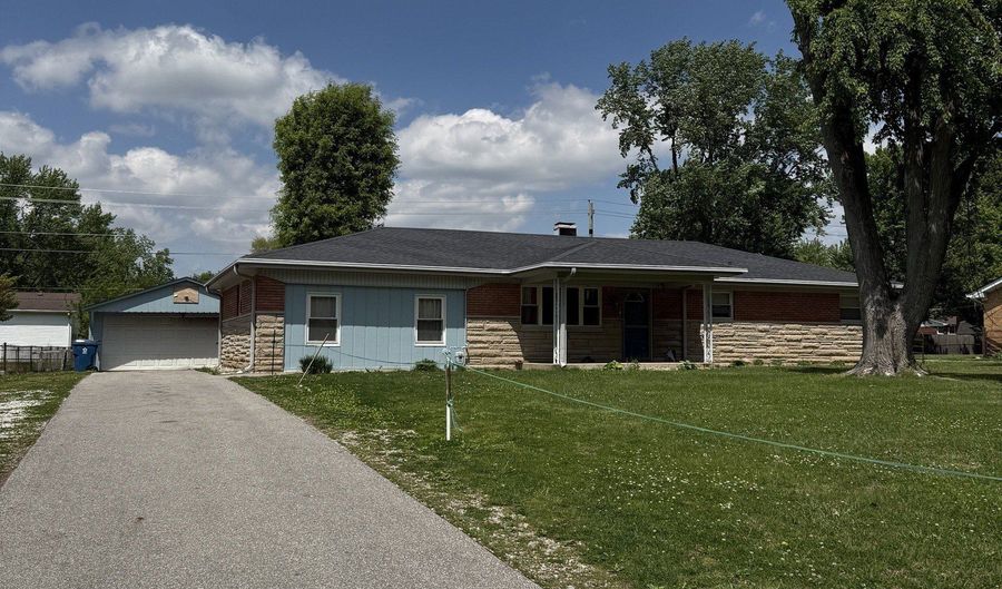 436 W McGregor Rd, Indianapolis, IN 46217 - 3 Beds, 2 Bath