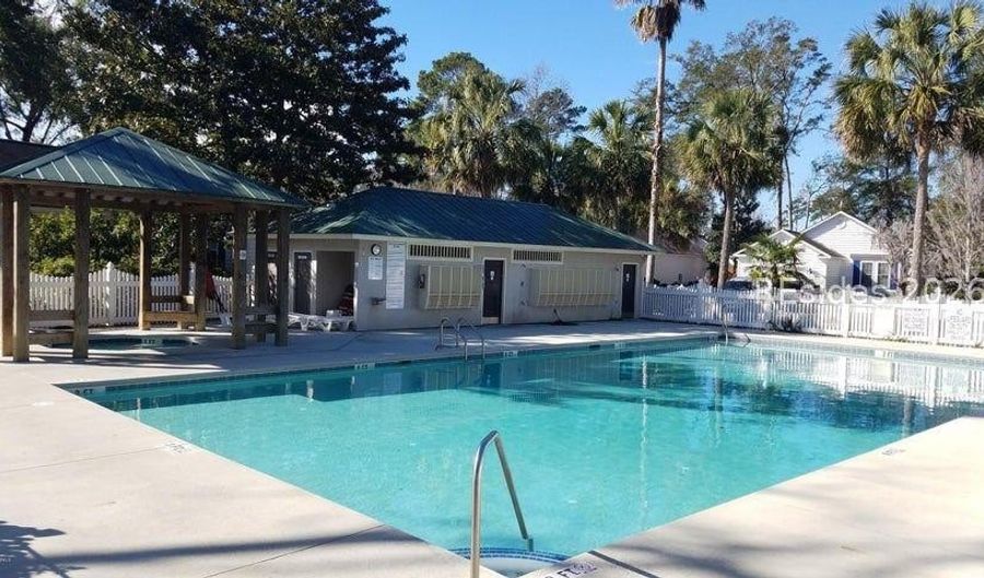 6 White Pond Blvd, Beaufort, SC 29902 - 3 Beds, 3 Bath