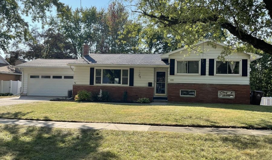 197 Westview Dr, Alma, MI 48801 - 3 Beds, 2 Bath