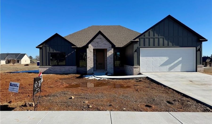 500 Buffalo Pass, Barling, AR 72923 - 3 Beds, 2 Bath