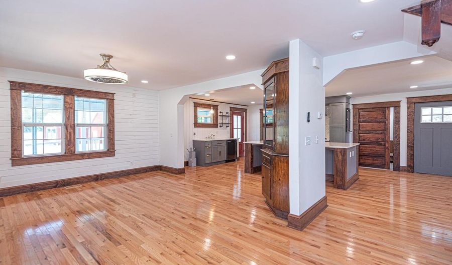 10850 CATHELL Rd, Berlin, MD 21811 - 3 Beds, 4 Bath