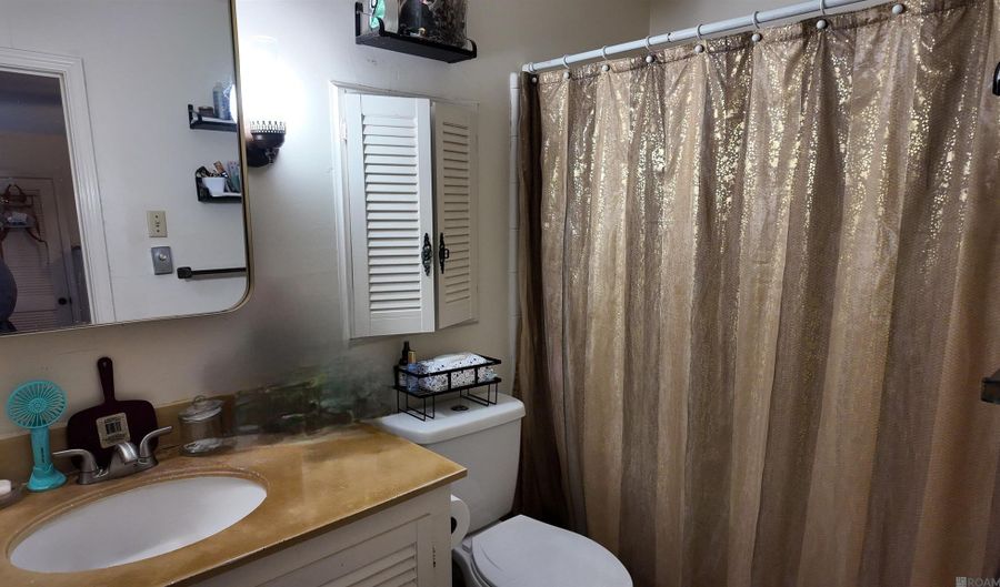 381 Shadydale Dr, Baton Rouge, LA 70815 - 4 Beds, 2 Bath