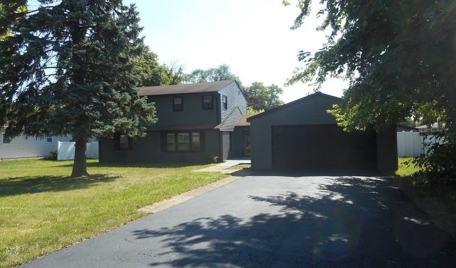 4 N327 7th Ave, Addison, IL 60101 - 4 Beds, 3 Bath