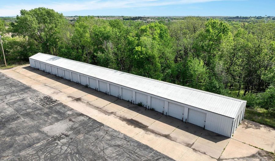 3232 N Summit St, Arkansas City, KS 67005 - 0 Beds, 0 Bath