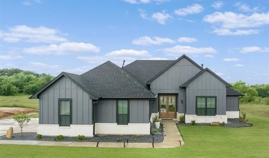 1013 Prairie View Rd, Ardmore, OK 73401 - 3 Beds, 2 Bath