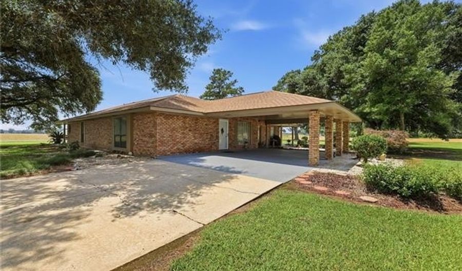 57011 OLD US 51 Hwy, Amite, LA 70422 - 3 Beds, 3 Bath