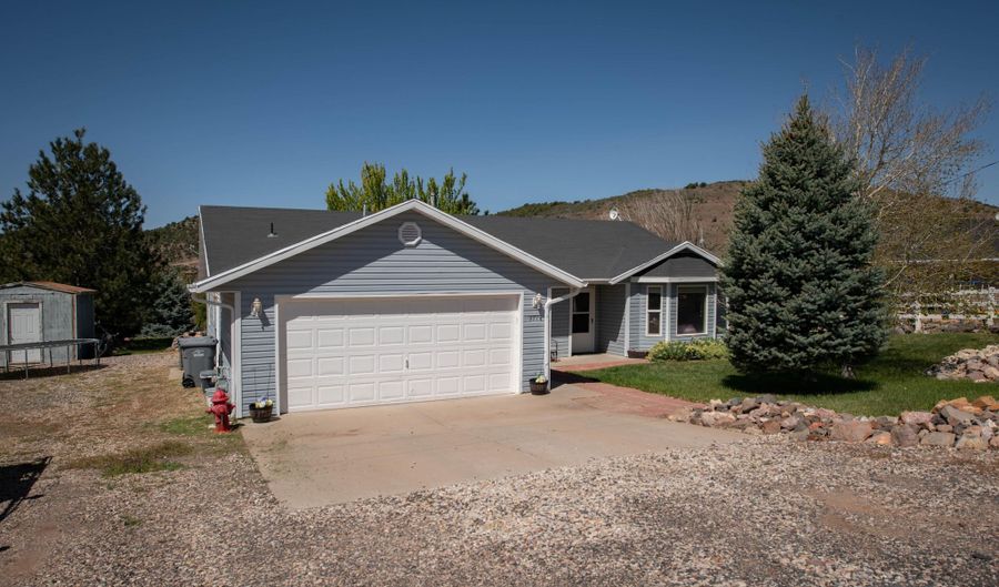 371 N PINION Cir, Central, UT 84722 - 3 Beds, 2 Bath