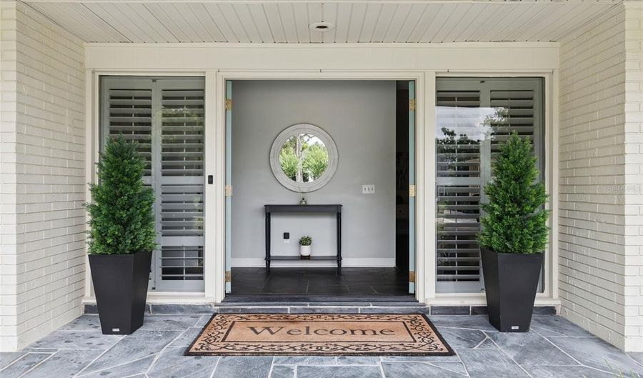 201 LIVE OAK Ln, Altamonte Springs, FL 32714 - 5 Beds, 5 Bath