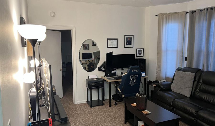 634 Western Avenue Unit 2Nd Floor 2Nd Floor - Apt #1, Albany, NY 12203 - 1 Beds, 1 Bath