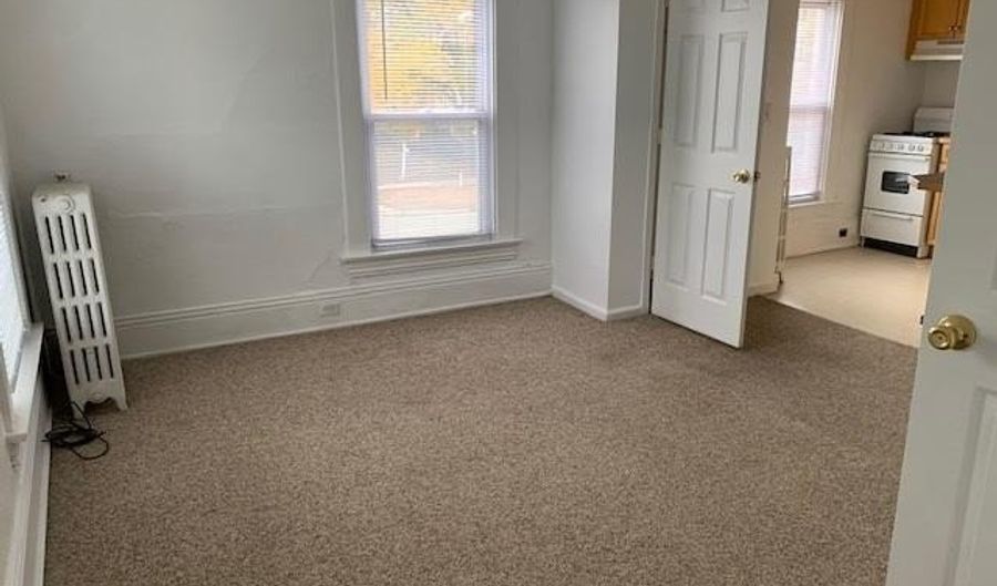 121 S Broad 3, Adrian, MI 49221 - 1 Beds, 1 Bath