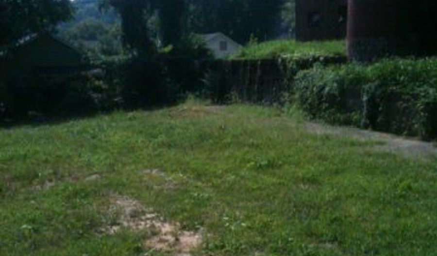 708 May Ct, Ashland, KY 41101 - 0 Beds, 0 Bath