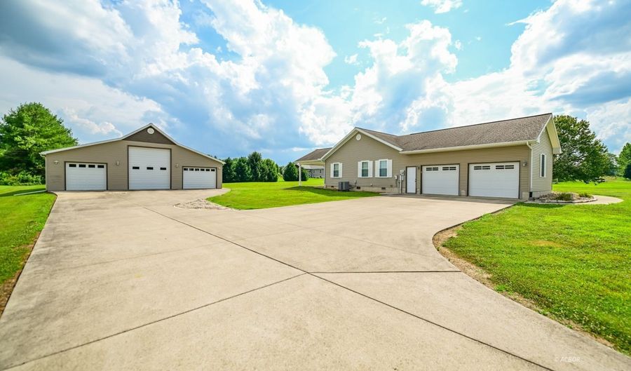4477 Coe Rd, Albany, OH 45710 - 3 Beds, 3 Bath