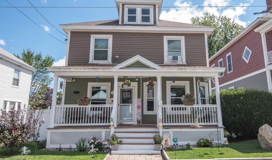 71 Riley Ave, Manchester, NH 03103 - 3 Beds, 2 Bath