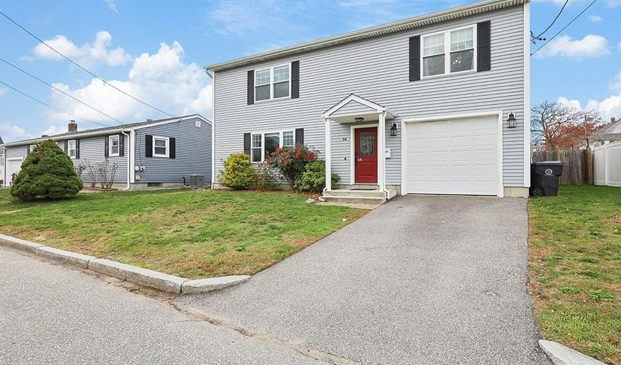 54 Raymond St, East Providence, RI 02914 - 3 Beds, 2 Bath