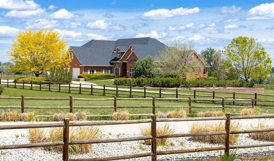 2366 Shoreside Dr, Berthoud, CO 80513 - 5 Beds, 5 Bath