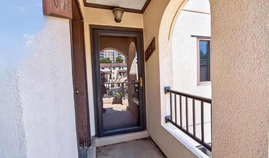 8923 BATTERY Pl #24, Bethesda, MD 20814 - 1 Beds, 1 Bath