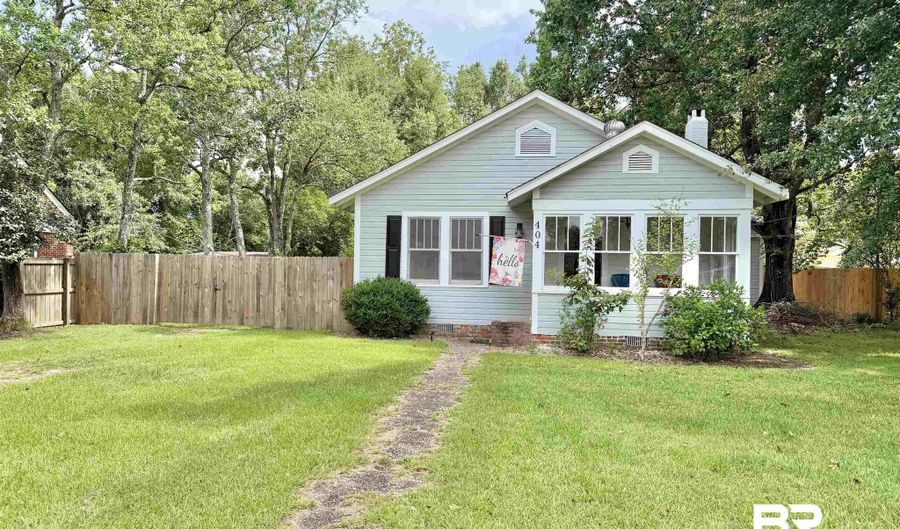 404 E Horner St, Atmore, AL 36502 - 3 Beds, 2 Bath