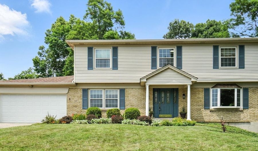 7948 Blairhouse Dr, Anderson Twp., OH 45244 - 4 Beds, 4 Bath