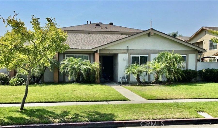 2546 E Park Ln, Anaheim, CA 92806 - 9 Beds, 8 Bath